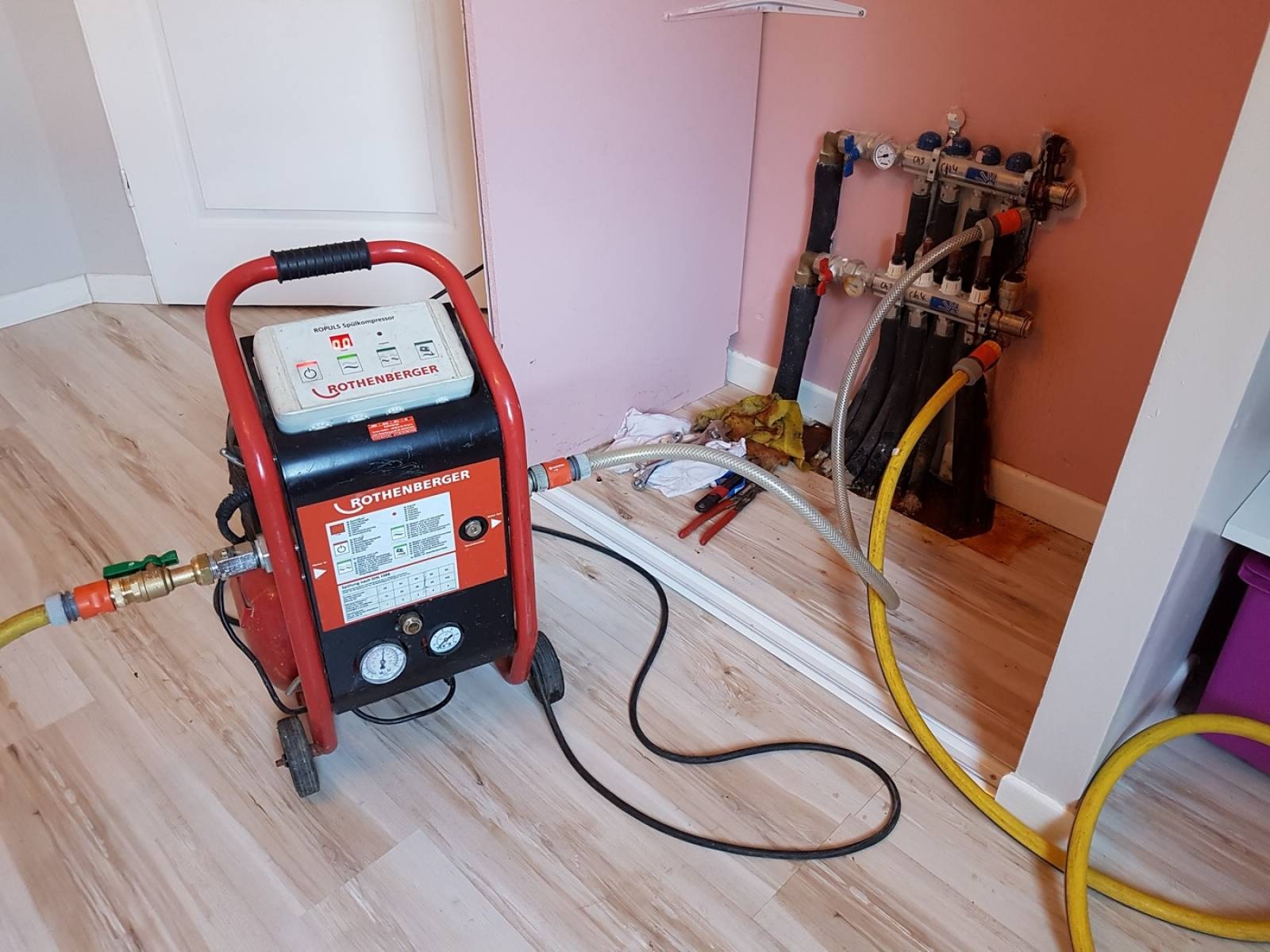 Pendik Ahmet Yesevi Protherm Hermetik Şofben Petek Temizliği